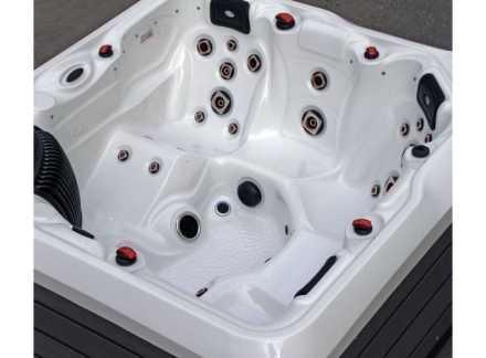 Гидромассажный спа-бассейн JNJ Spas Hurricane Riga SPA-632 оптом, фото 2