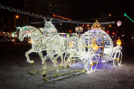 Световая фигура Королевская карета и 2 королевских коня 02/041 оптом, фото 4