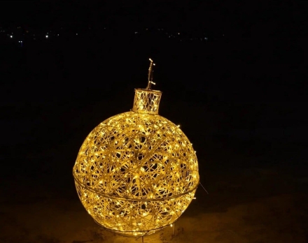 Светящаяся фигура Ёлочная игрушка на раме (диаметр 0,3 м) оптом, фото 1